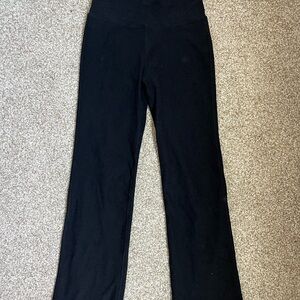 Vuori Black Leggings Slim Flare